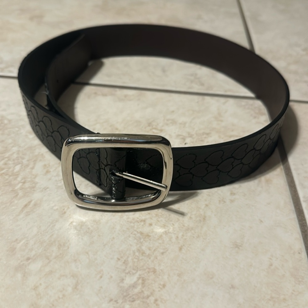 Black belt with heart details